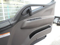 三菱ふそうキャンターダブルキャブ（Wキャブ）小型（2t・3t）[写真38]