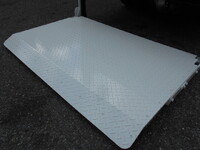 三菱ふそうキャンターダブルキャブ（Wキャブ）小型（2t・3t）[写真10]