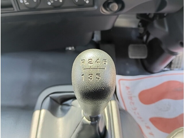 三菱ふそうファイターダンプ中型（4t）[写真28]