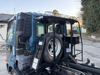 三菱ふそうファイターコンテナ専用車中型（4t）[写真17]