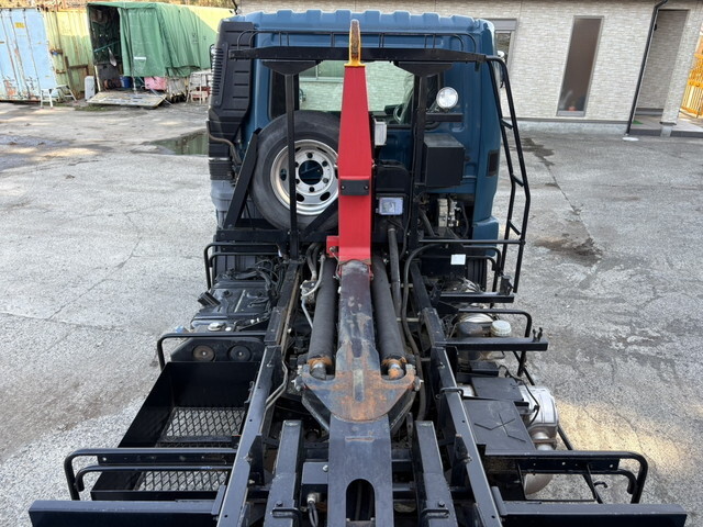 三菱ふそうファイターコンテナ専用車中型（4t）[写真18]