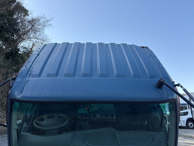 三菱ふそうファイターコンテナ専用車中型（4t）[写真37]