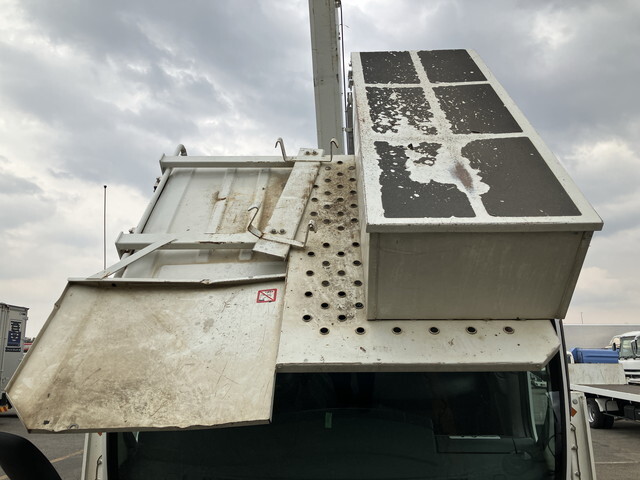 いすゞエルフ高所作業車小型（2t・3t）[写真10]