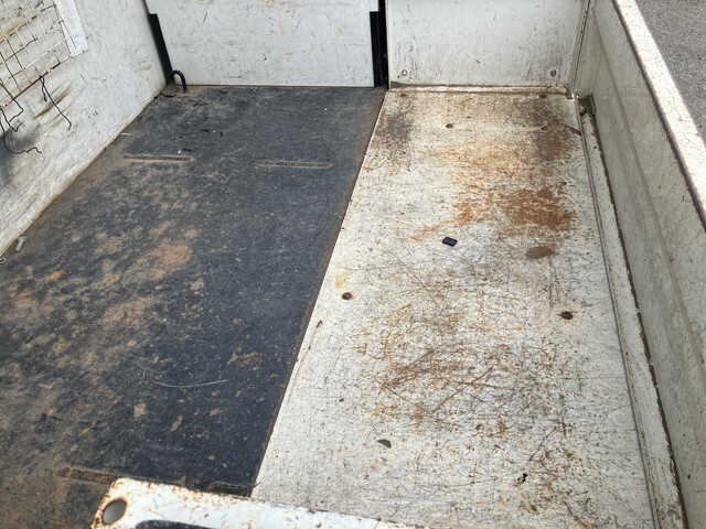 いすゞエルフ高所作業車小型（2t・3t）[写真14]