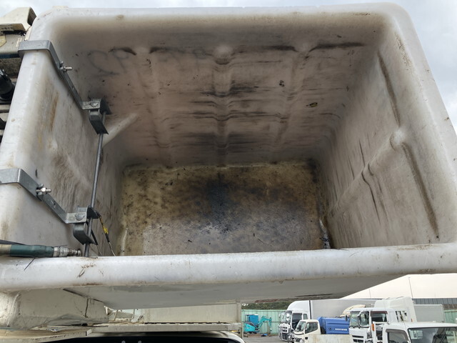 いすゞエルフ高所作業車小型（2t・3t）[写真20]