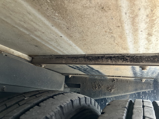 いすゞエルフ高所作業車小型（2t・3t）[写真27]