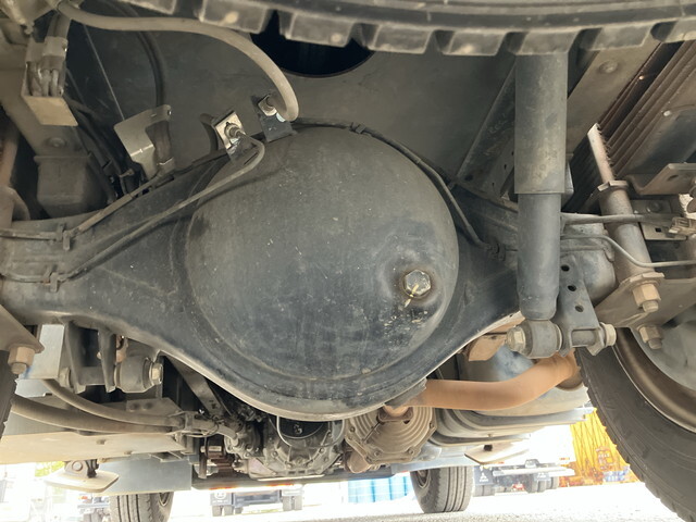 いすゞエルフ高所作業車小型（2t・3t）[写真28]