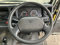 いすゞエルフ高所作業車小型（2t・3t）[写真36]