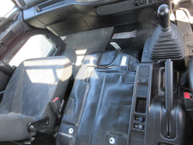 日野レンジャーコンテナ専用車中型（4t）[写真11]