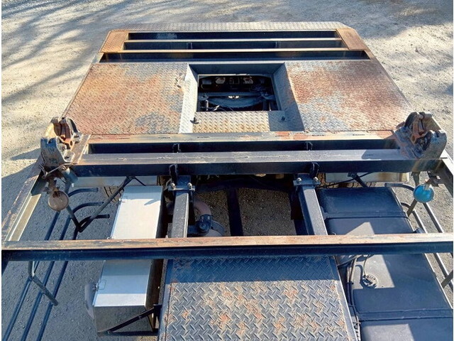 日野レンジャーコンテナ専用車増トン（6t・8t）[写真17]