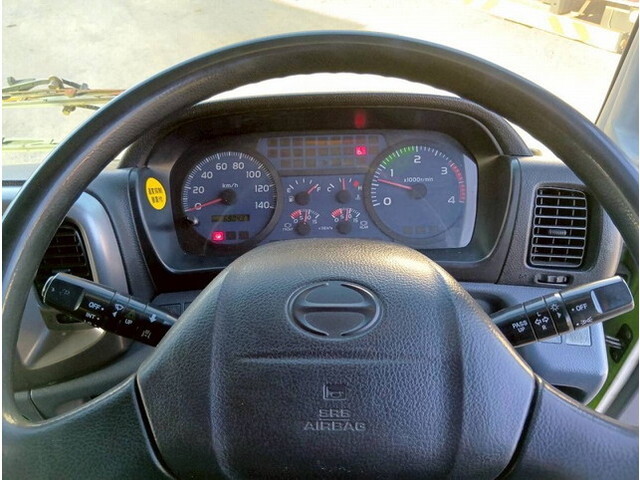 日野レンジャーコンテナ専用車増トン（6t・8t）[写真25]