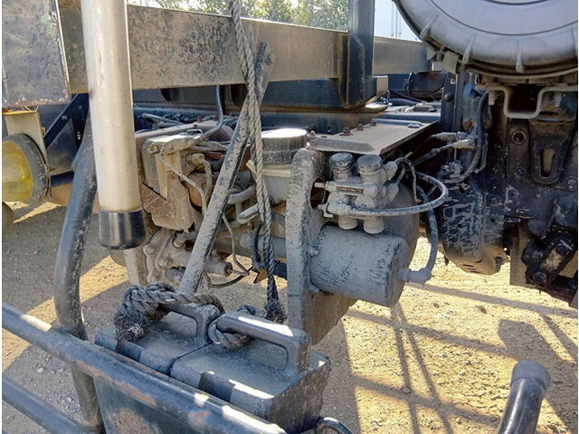 日野レンジャーコンテナ専用車増トン（6t・8t）[写真40]