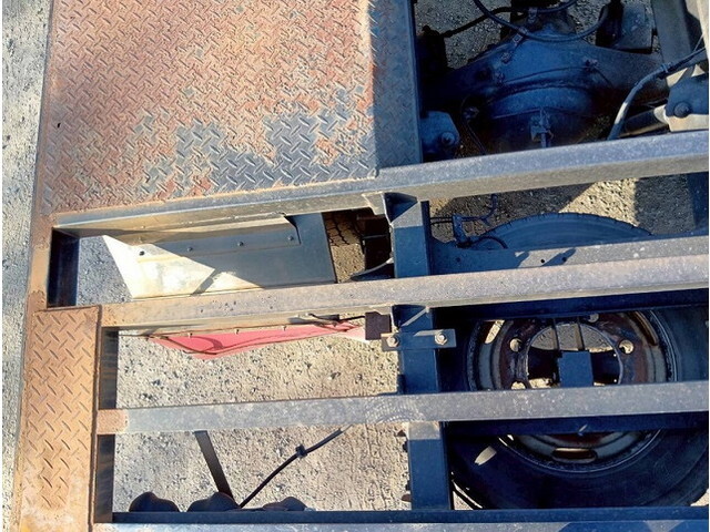 日野レンジャーコンテナ専用車増トン（6t・8t）[写真07]