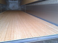 UDトラックスクオンアルミウイング大型（10t）[写真19]