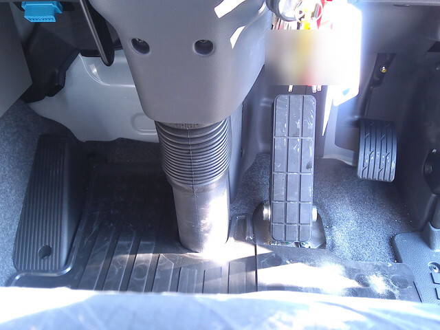 UDトラックスクオンアルミウイング大型（10t）[写真22]