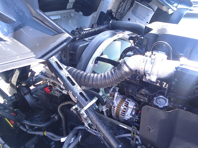 UDトラックスクオンアルミウイング大型（10t）[写真35]