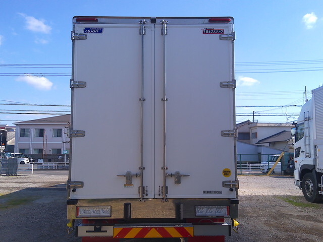 UDトラックスクオンアルミウイング大型（10t）[写真07]