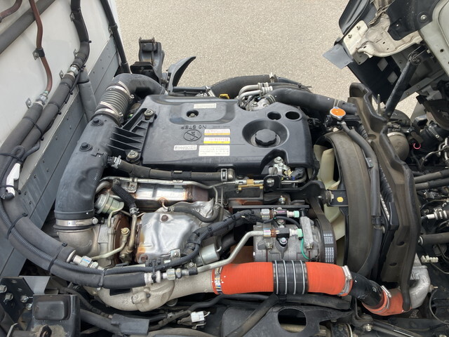 いすゞエルフ冷凍車（冷蔵車）小型（2t・3t）[写真27]