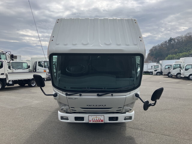 いすゞエルフ冷凍車（冷蔵車）小型（2t・3t）[写真08]