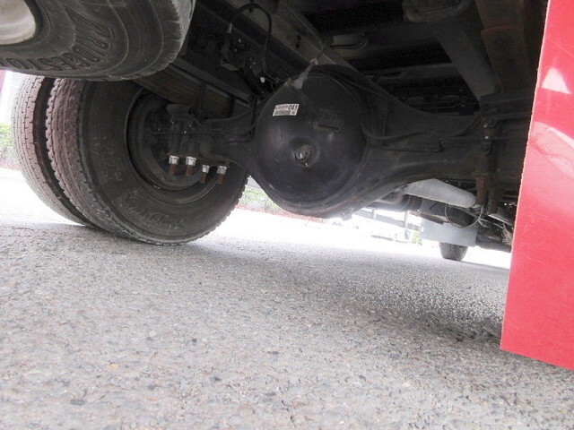 いすゞフォワードアルミウイング中型（4t）[写真12]