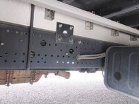 いすゞフォワードアルミウイング中型（4t）[写真16]