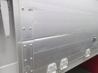 いすゞフォワードアルミウイング中型（4t）[写真19]