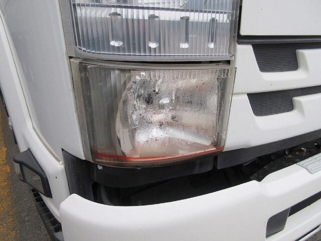 いすゞフォワードアルミウイング中型（4t）[写真23]