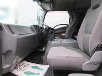 いすゞフォワードアルミウイング中型（4t）[写真27]