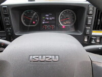 いすゞフォワードアルミウイング中型（4t）[写真30]