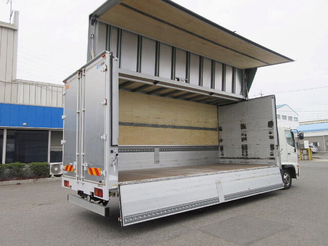 日野レンジャーアルミウイング中型（4t）[写真05]