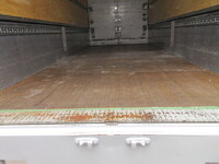 日野レンジャーアルミウイング中型（4t）[写真07]