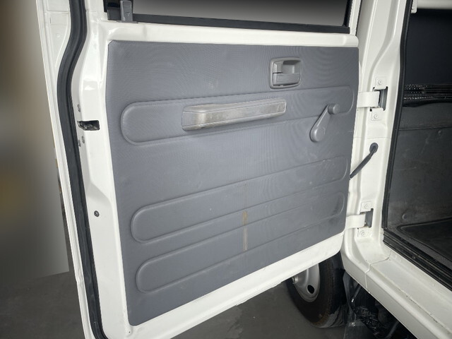 日産アトラスダブルキャブ（Wキャブ）小型（2t・3t）[写真27]