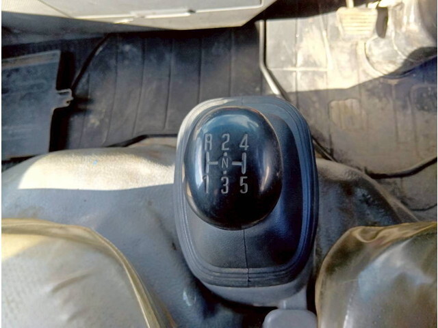 いすゞエルフダンプ小型（2t・3t）[写真23]