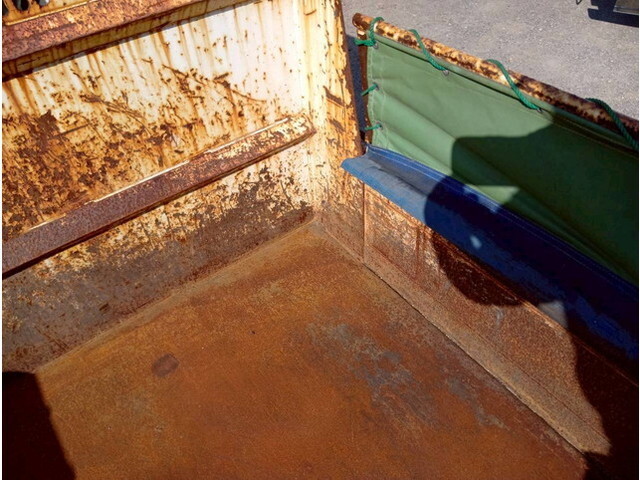 いすゞエルフダンプ小型（2t・3t）[写真09]