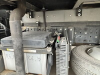 三菱ふそうキャンター冷凍車（冷蔵車）小型（2t・3t）[写真23]