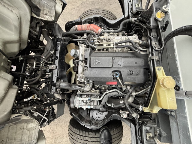 三菱ふそうキャンター冷凍車（冷蔵車）小型（2t・3t）[写真25]