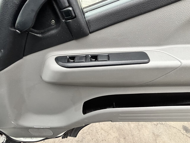 三菱ふそうキャンター冷凍車（冷蔵車）小型（2t・3t）[写真28]