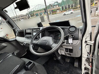 三菱ふそうキャンター冷凍車（冷蔵車）小型（2t・3t）[写真31]