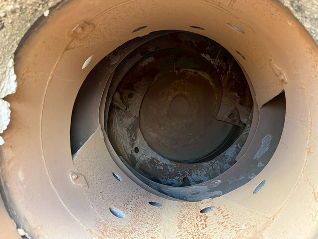 UDトラックスクオンミキサー車（コンクリートミキサー）大型（10t）[写真24]