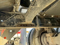 UDトラックスクオンミキサー車（コンクリートミキサー）大型（10t）[写真09]