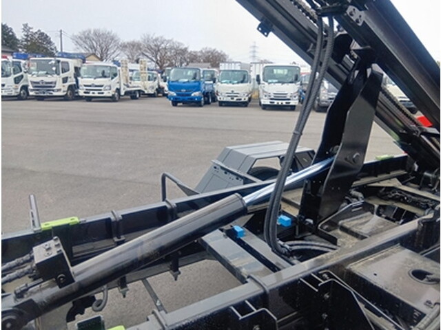 マツダタイタンセーフティローダー小型（2t・3t）[写真09]