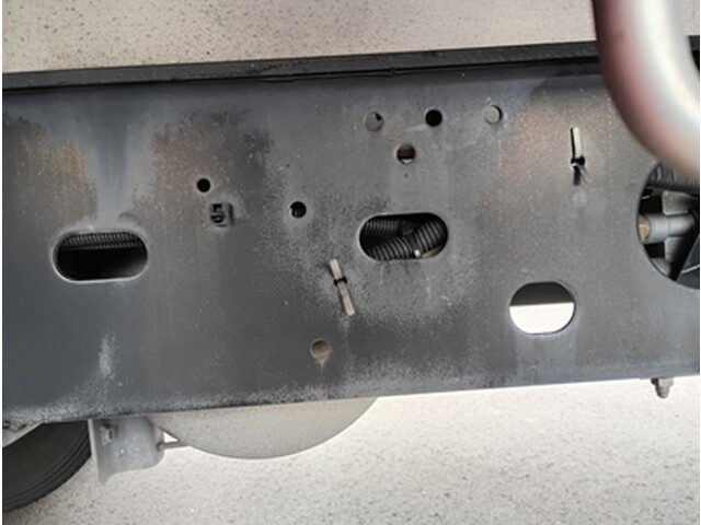 いすゞフォワードアルミウイング中型（4t）[写真12]