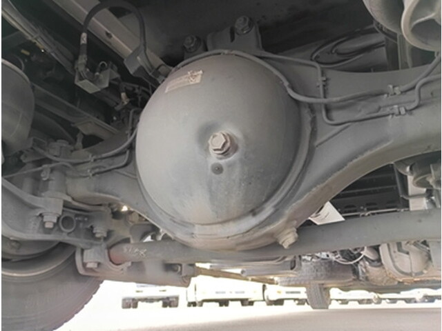 いすゞフォワードアルミウイング中型（4t）[写真14]