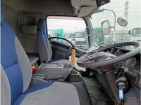 いすゞフォワードアルミウイング中型（4t）[写真24]