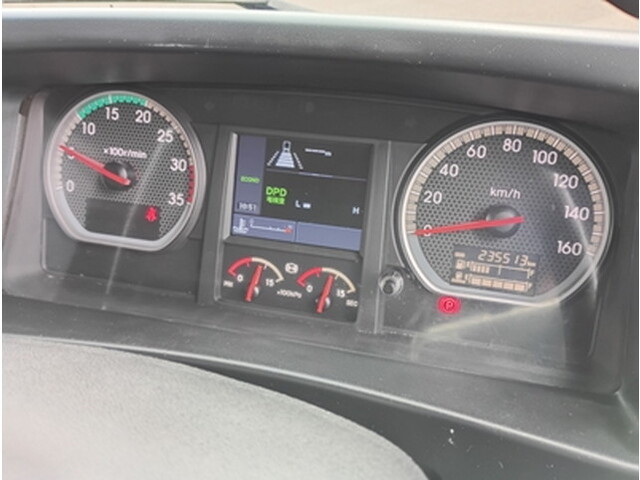 いすゞフォワードアルミウイング中型（4t）[写真29]