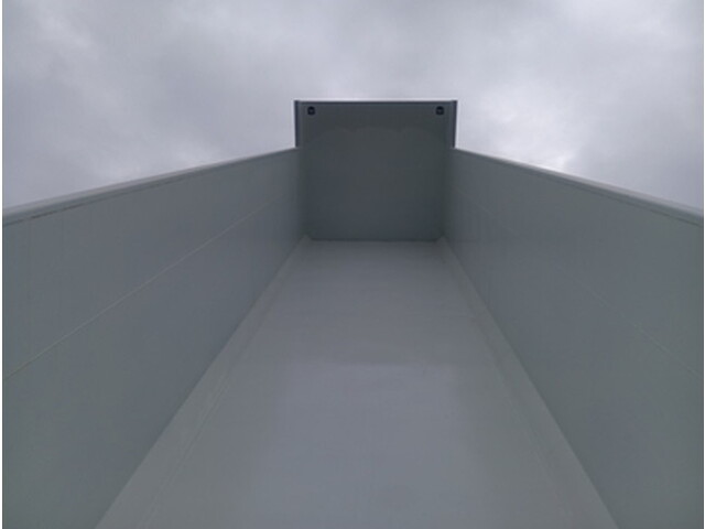 三菱ふそうスーパーグレート深ダンプ（土砂禁ダンプ）大型（10t）[写真09]