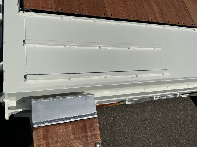 日野レンジャーセルフクレーン3段増トン（6t・8t）[写真11]