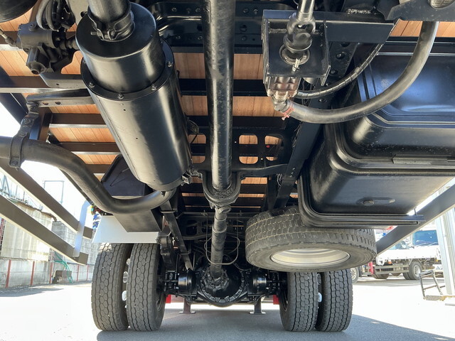 日野レンジャーセルフクレーン3段増トン（6t・8t）[写真14]