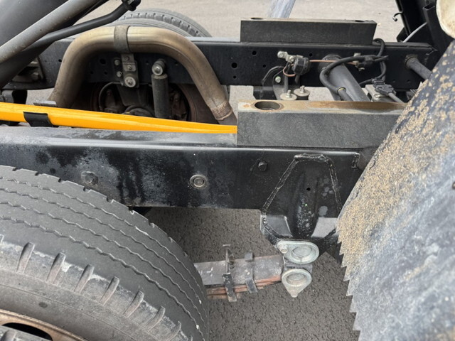 三菱ふそうキャンターダンプ小型（2t・3t）[写真12]