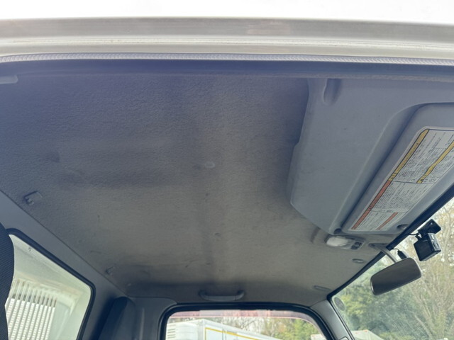 三菱ふそうキャンターダンプ小型（2t・3t）[写真18]